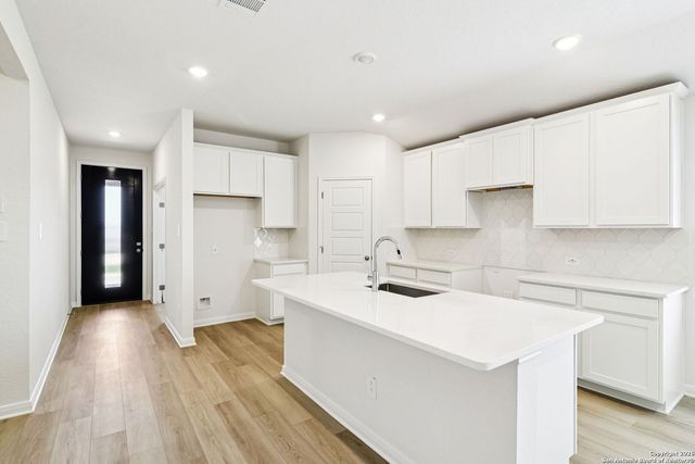 3076 Pike, New Braunfels, TX 78132