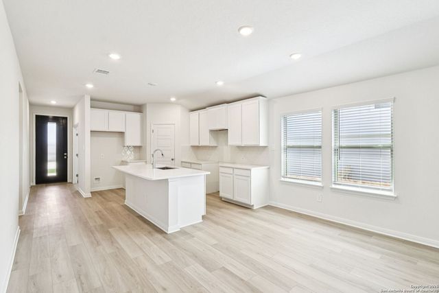 3076 Pike, New Braunfels, TX 78132