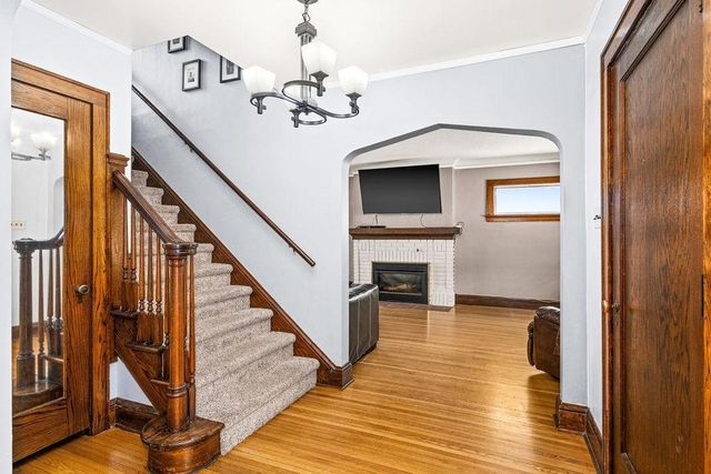 312 N 40th Avenue E, Duluth, MN 55804