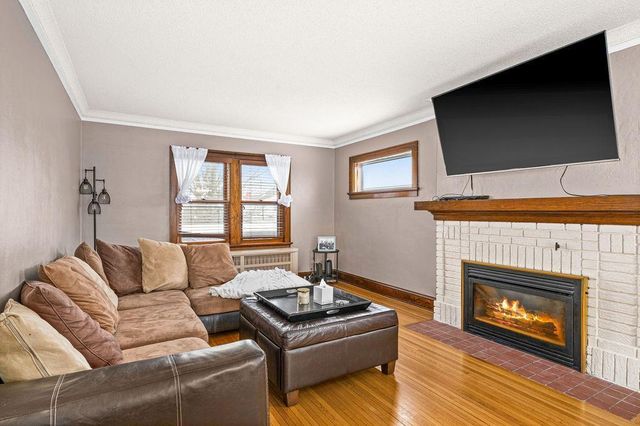 312 N 40th Avenue E, Duluth, MN 55804