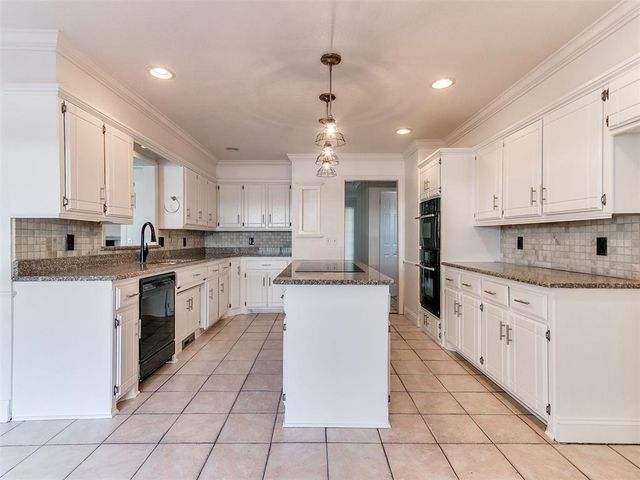6720 Basswood Canyon Road, Oklahoma City, OK 73162