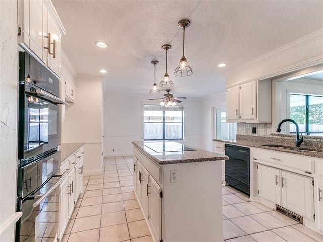 6720 Basswood Canyon Road, Oklahoma City, OK 73162