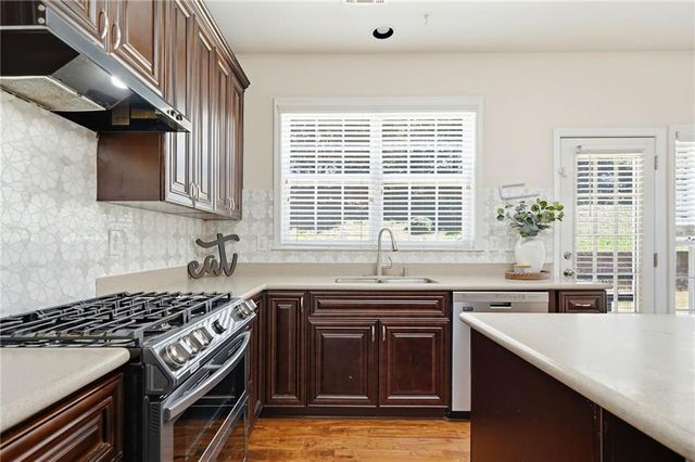 310 Hammersmith Drive, Suwanee, GA 30024