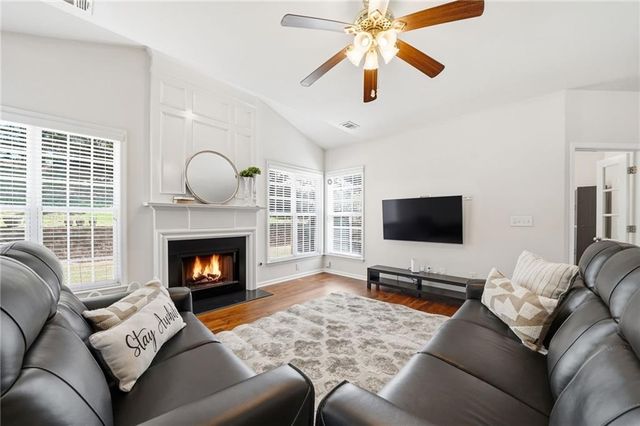 310 Hammersmith Drive, Suwanee, GA 30024