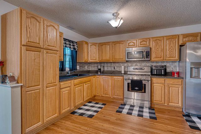 6600 Pollack Avenue, Evansville, IN 47715
