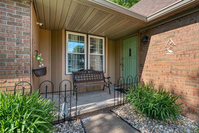 6600 Pollack Avenue, Evansville, IN 47715
