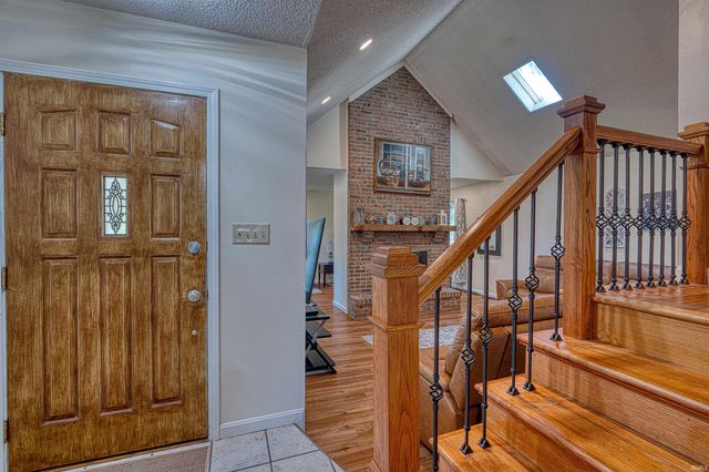 6600 Pollack Avenue, Evansville, IN 47715