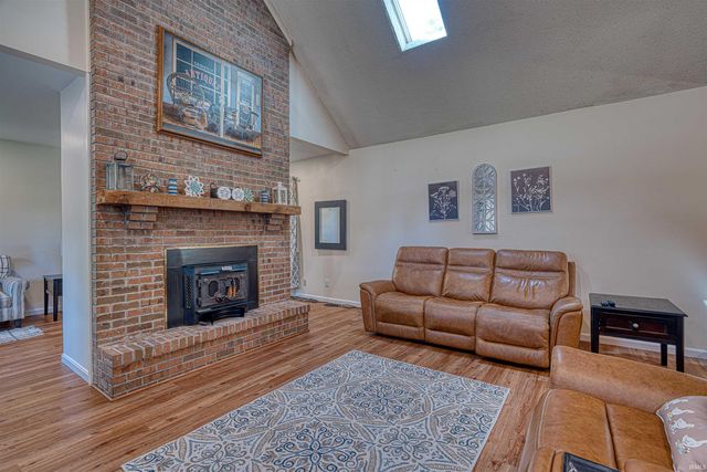 6600 Pollack Avenue, Evansville, IN 47715