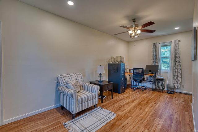 6600 Pollack Avenue, Evansville, IN 47715