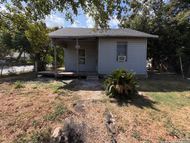 1230 Sherman, San Antonio, TX 78202