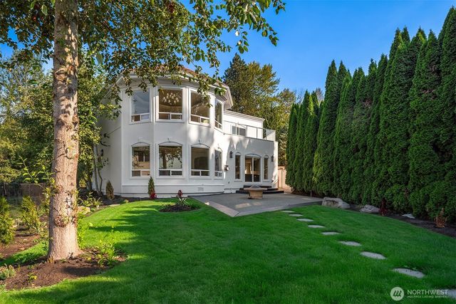 5031 Ripley Lane N, Renton, WA 98056