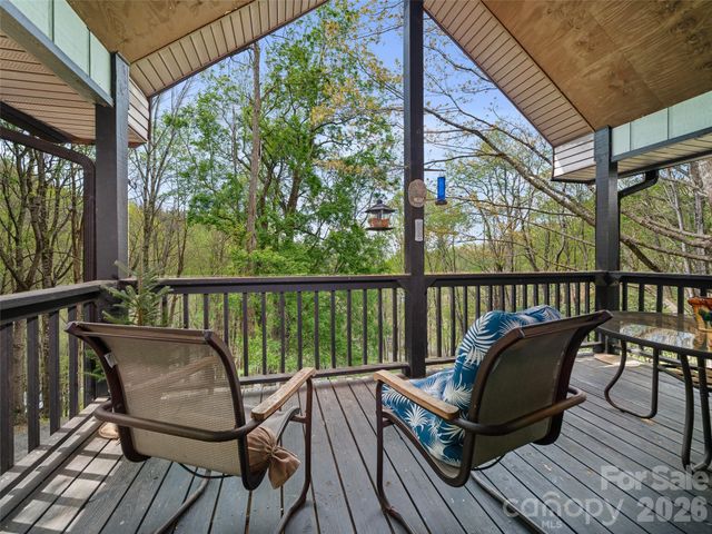 129 Kantagree Drive, Bakersville, NC 28705