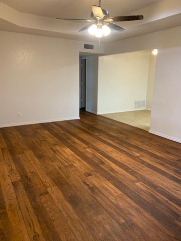 1149 Landsdale Lane, Saginaw, TX 76179
