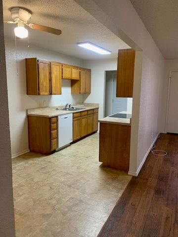 1149 Landsdale Lane, Saginaw, TX 76179