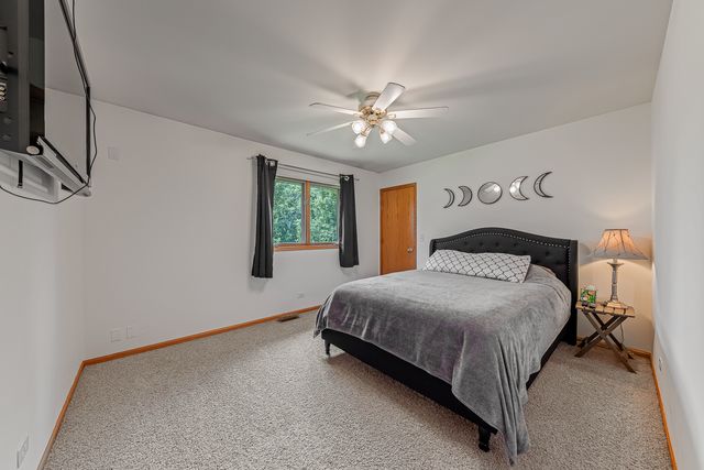 12054 Blackthorne Ridge Drive, Mokena, IL 60448