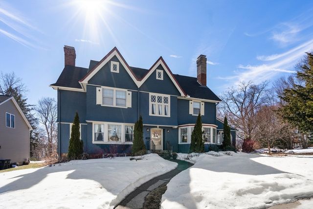 25 Kenwood Ave, Worcester, MA 01605