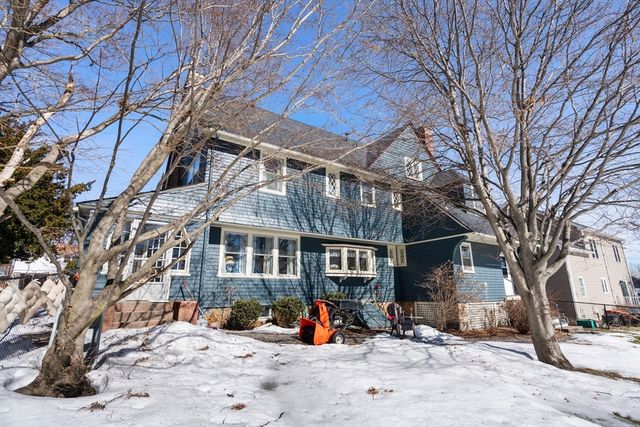 25 Kenwood Ave, Worcester, MA 01605