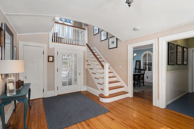 25 Kenwood Ave, Worcester, MA 01605