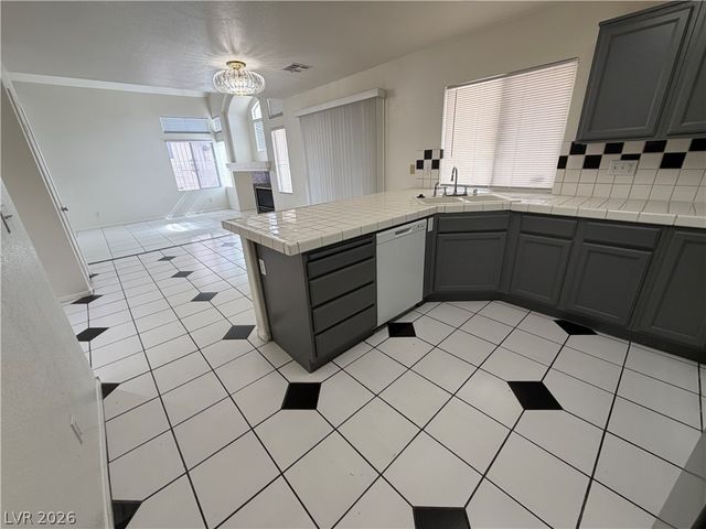 8089 Kentshire Drive, Las Vegas, NV 89117