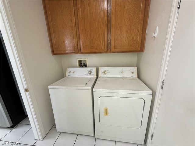 8089 Kentshire Drive, Las Vegas, NV 89117