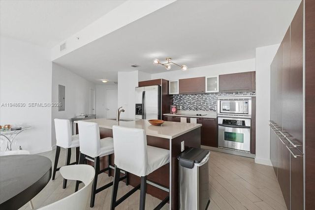 1900 N Bayshore Dr 1518, Miami, FL 33132