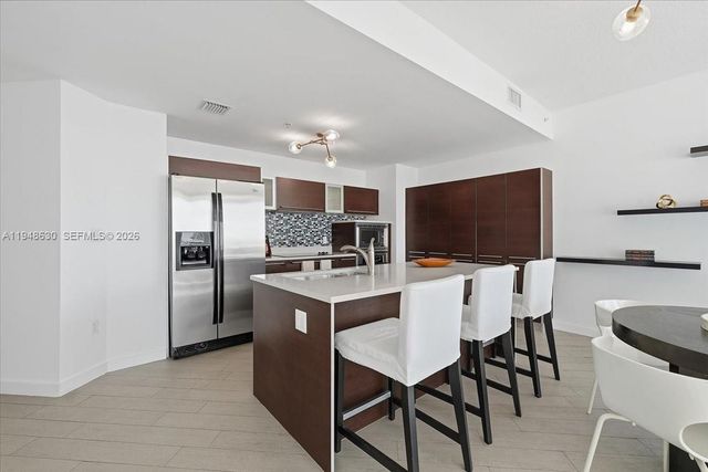 1900 N Bayshore Dr 1518, Miami, FL 33132