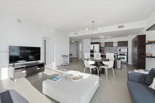 1900 N Bayshore Dr 1518, Miami, FL 33132