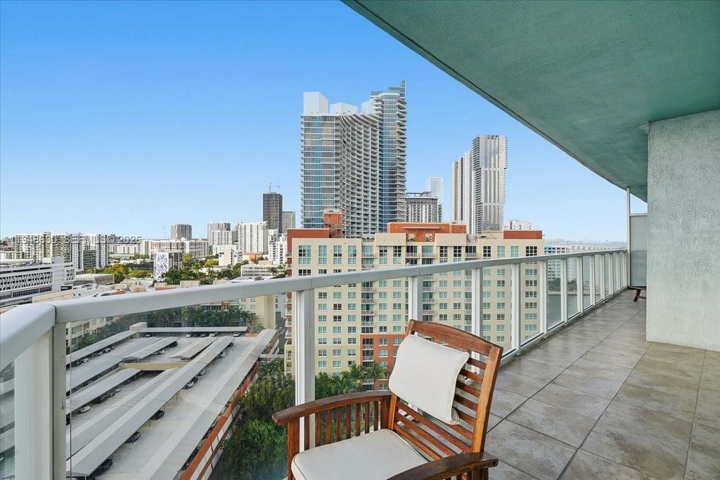 Image 26 of property listing at 1900 N Bayshore Dr 1518, Miami, FL 33132
