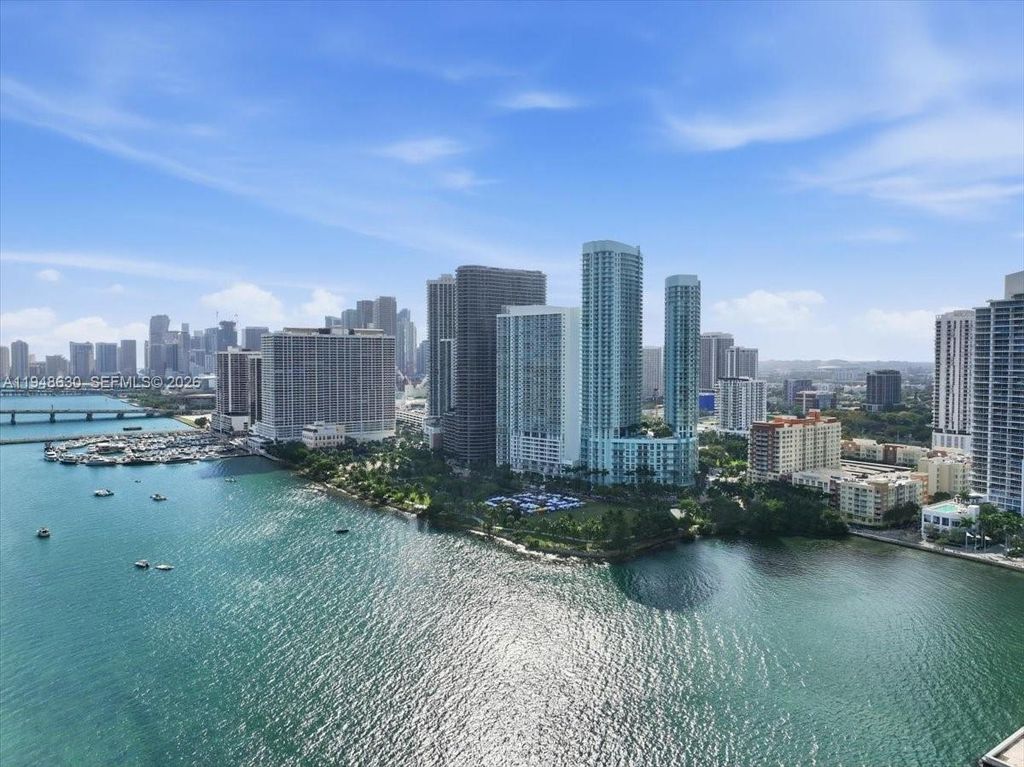Image 6 of property listing at 1900 N Bayshore Dr 1518, Miami, FL 33132