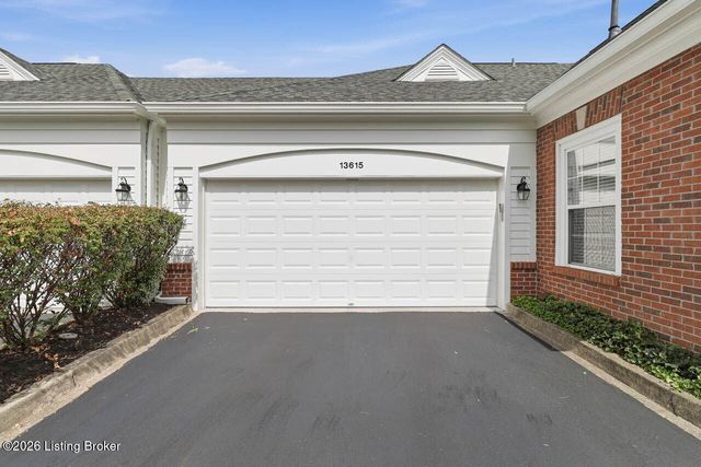 13615 Arbor Crest Cir, Louisville, KY 40245