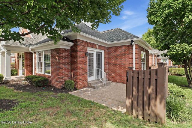 13615 Arbor Crest Cir, Louisville, KY 40245