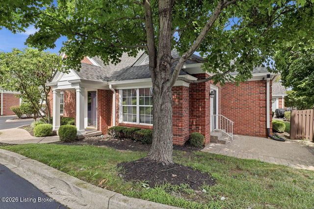 13615 Arbor Crest Cir, Louisville, KY 40245