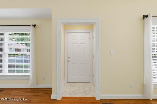 13615 Arbor Crest Cir, Louisville, KY 40245