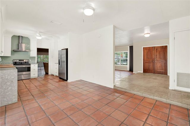 6980 SW 104th Street, Pinecrest, FL 33156