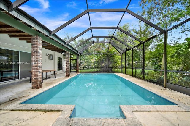 6980 SW 104th Street, Pinecrest, FL 33156