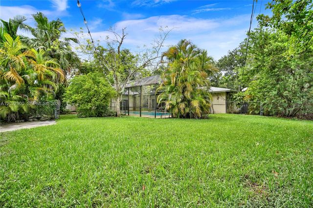 6980 SW 104th Street, Pinecrest, FL 33156