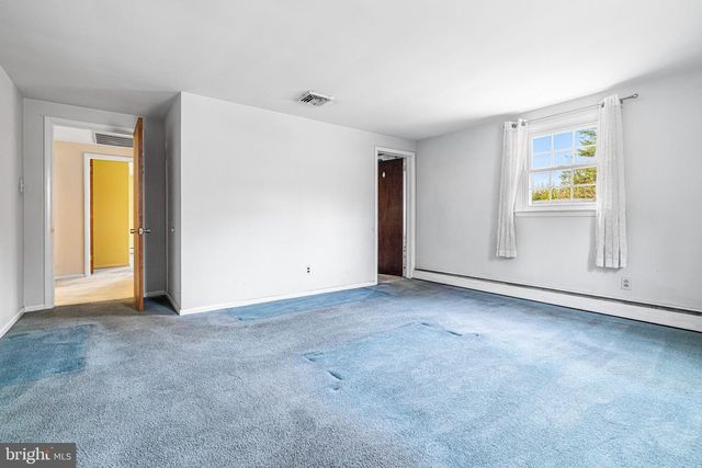 2091 MEETINGHOUSE RD, Jamison, PA 18929