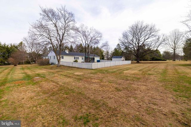 2091 MEETINGHOUSE RD, Jamison, PA 18929