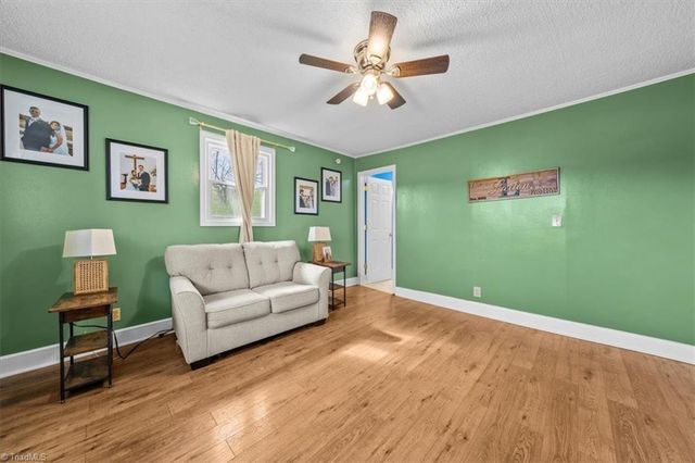 724 E Main Street, Seagrove, NC 27341