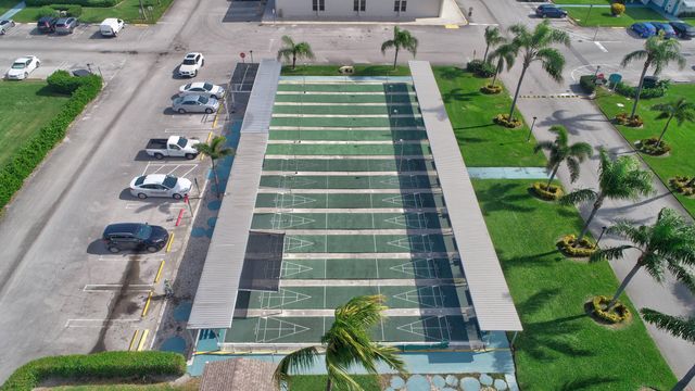 350 Horizons E 206, Boynton Beach, FL 33435