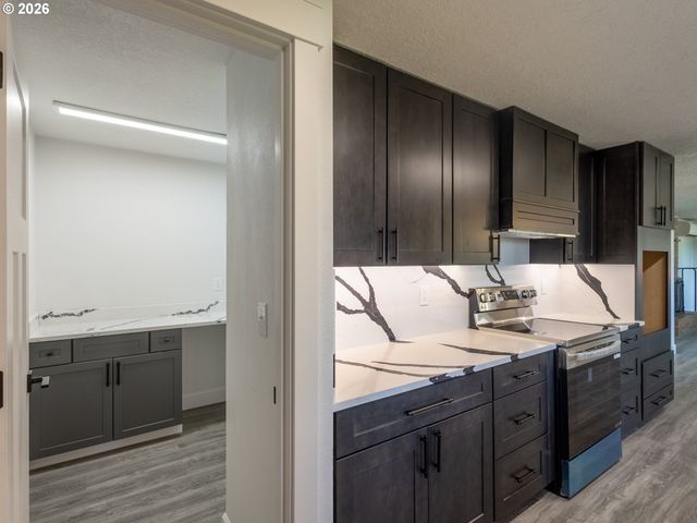 16414 Ne 159TH St, Brush Prairie, WA 98606