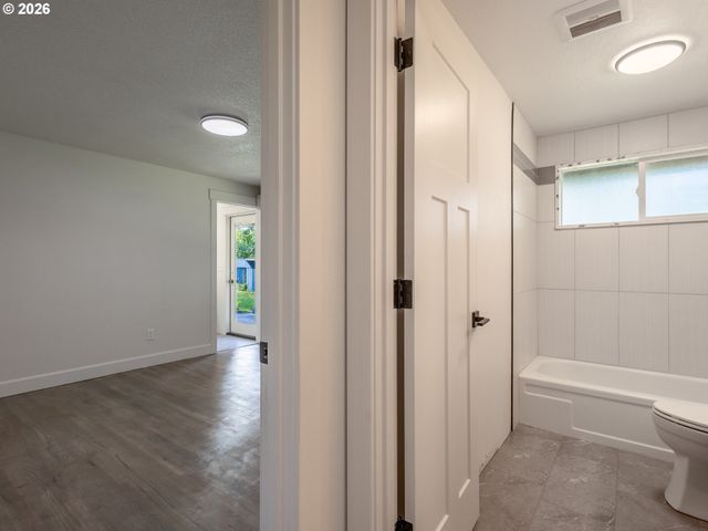 16414 Ne 159TH St, Brush Prairie, WA 98606