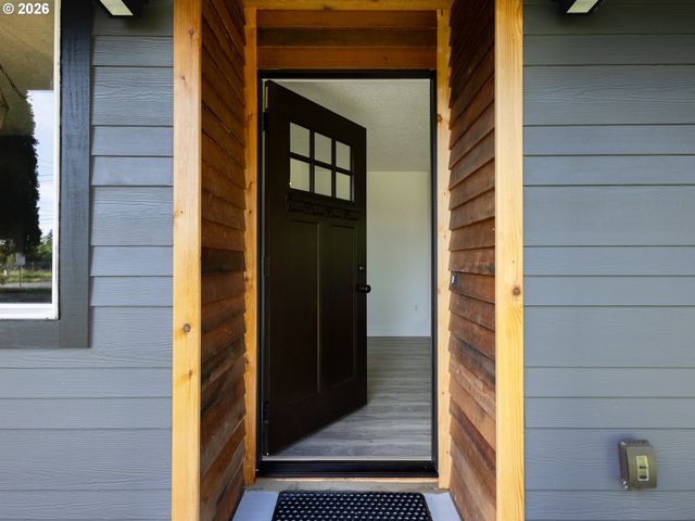 16414 Ne 159TH St, Brush Prairie, WA 98606