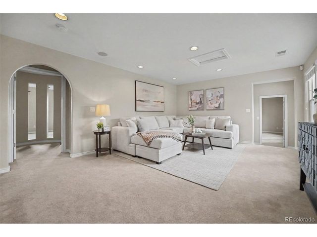 2783 Southshire Rd, Highlands Ranch, CO 80126
