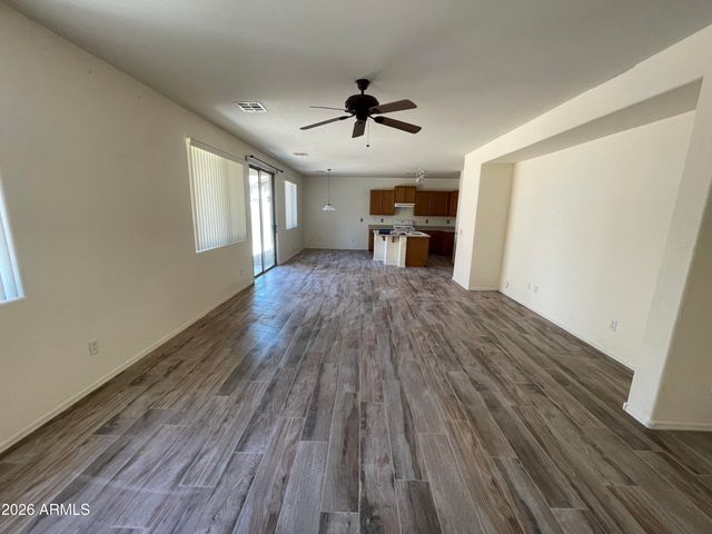 3624 E BRIDGEPORT Parkway, Gilbert, AZ 85295