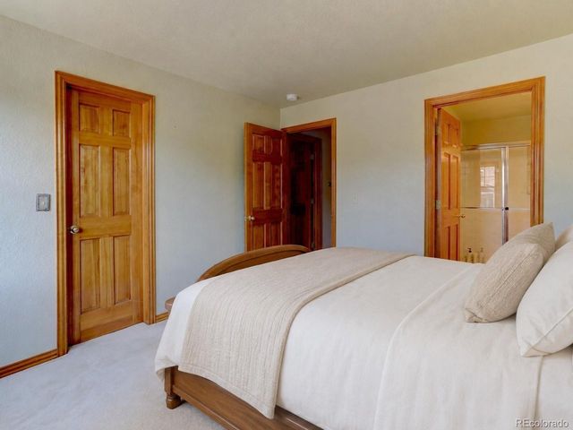 19 Amaranth Dr, Littleton, CO 80127