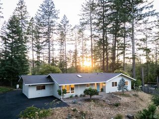 120 Cold Springs Rd, Angwin, CA 94508