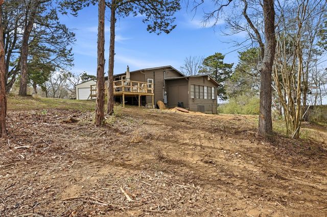 41 Cedar Bayou Boulevard, Gordonville, TX 76245
