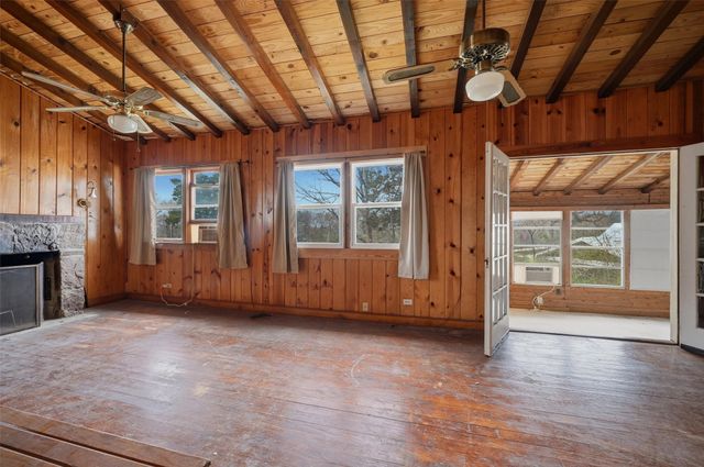 41 Cedar Bayou Boulevard, Gordonville, TX 76245