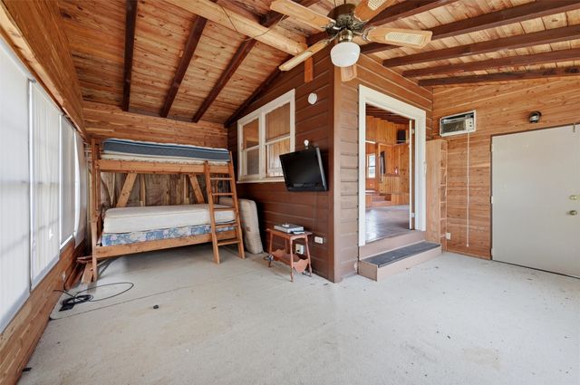 41 Cedar Bayou Boulevard, Gordonville, TX 76245